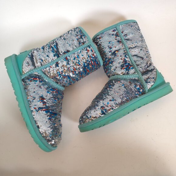 UGG Women’s Classic Short Sparkles Sequin Sheepskin Boots Aqua Blue Size 6 - Picture 2 of 12